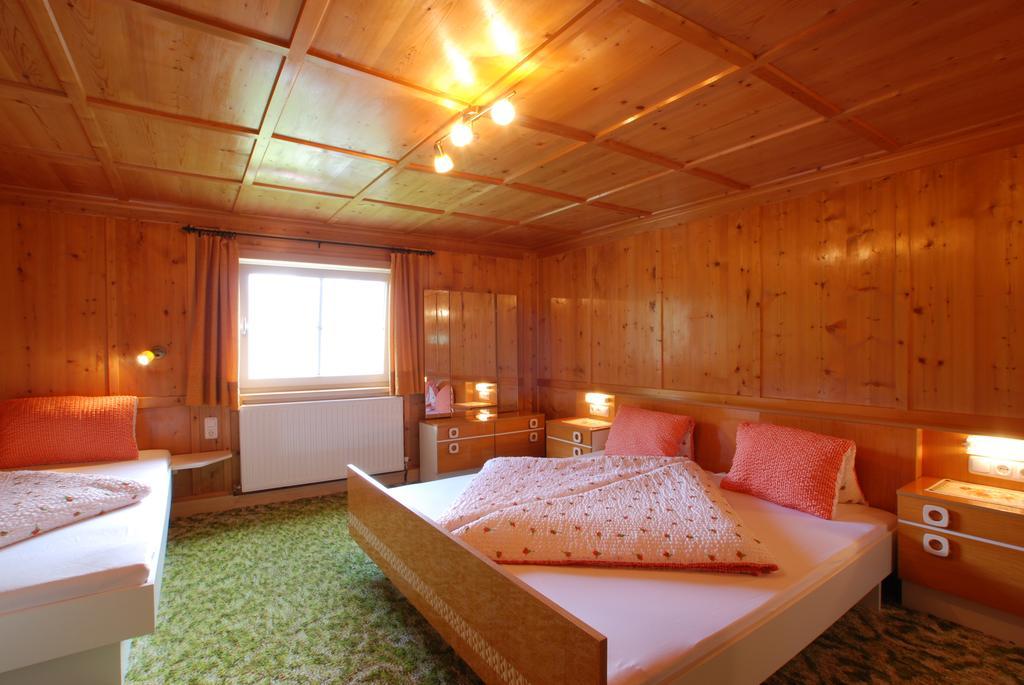 Ferienhaus Nadine 카플 객실 사진